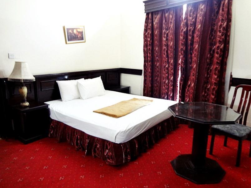 Concord International Hotel Манама Экстерьер фото