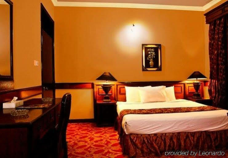 Concord International Hotel Манама Экстерьер фото